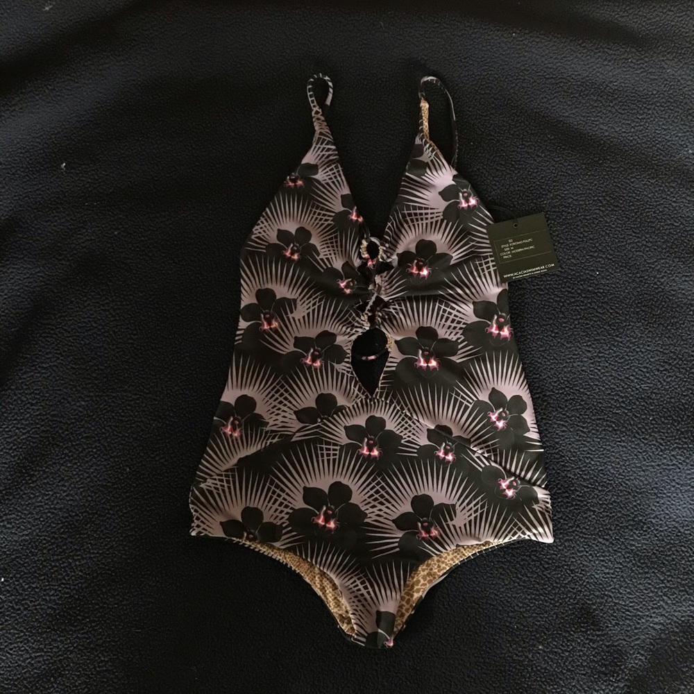 ‼️SOLD‼️NWT ACACIA Modern Pacific Kokomo